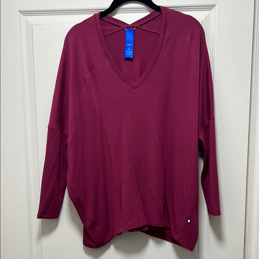 KIT AND ACE Women's V-Neck Fushia Top